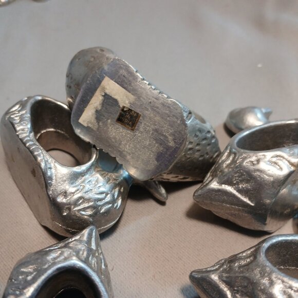 Mixed Lot of Pewter Napkin Rings Bunnys Rabbit Ducks Handle Vintage 14 Total - Picture 8 of 12